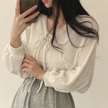 Бял вязаный жилетка За жени тънки летни слънцезащитен крем дантела върховете пуловер женски корейски фенер ръкав стил късо палто