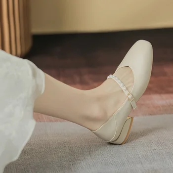 Дамски летни тънки обувки Mary Jane върху плоска подметка