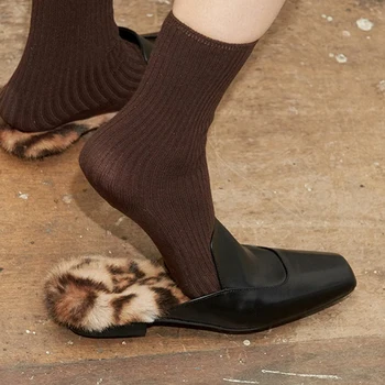 Модни Нови чехли ръчно изработени от естествена кожа, дамски чехли Мюлер с естествена кожа, топли чехли от домакинството е заек вълна, увити в кожа наполовина