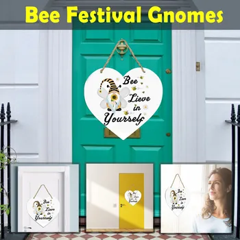 Творчески знак на поздрав на входната врата, във формата на сърце, в знак на фестивала на пчелите.