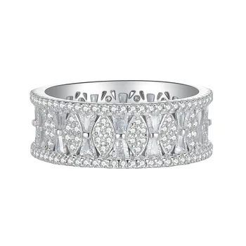 нов диамантен пръстен от сребро 925 проба 2023 г. представлява микро-инкрустацию женски стълба пръстени с пълна дупка.